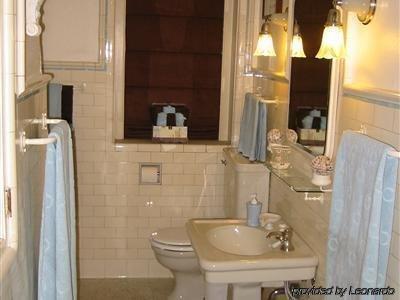 יקימה Rosedell Bed And Breakfast חדר תמונה